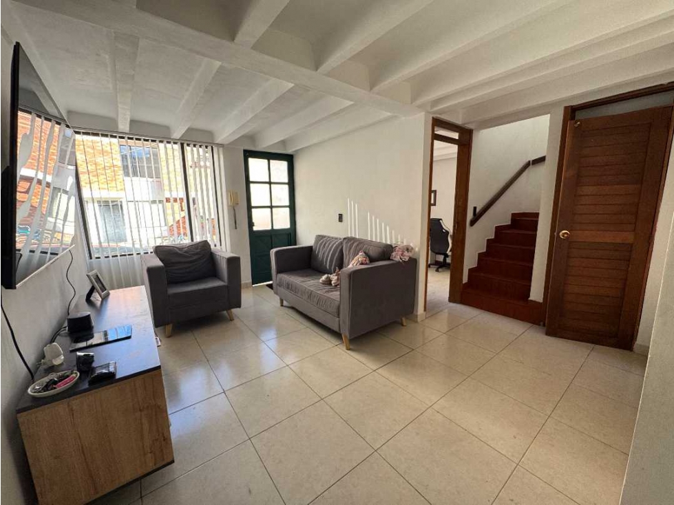 Casa en venta en aquine alto cerca al centro de Pasto N — foto 2