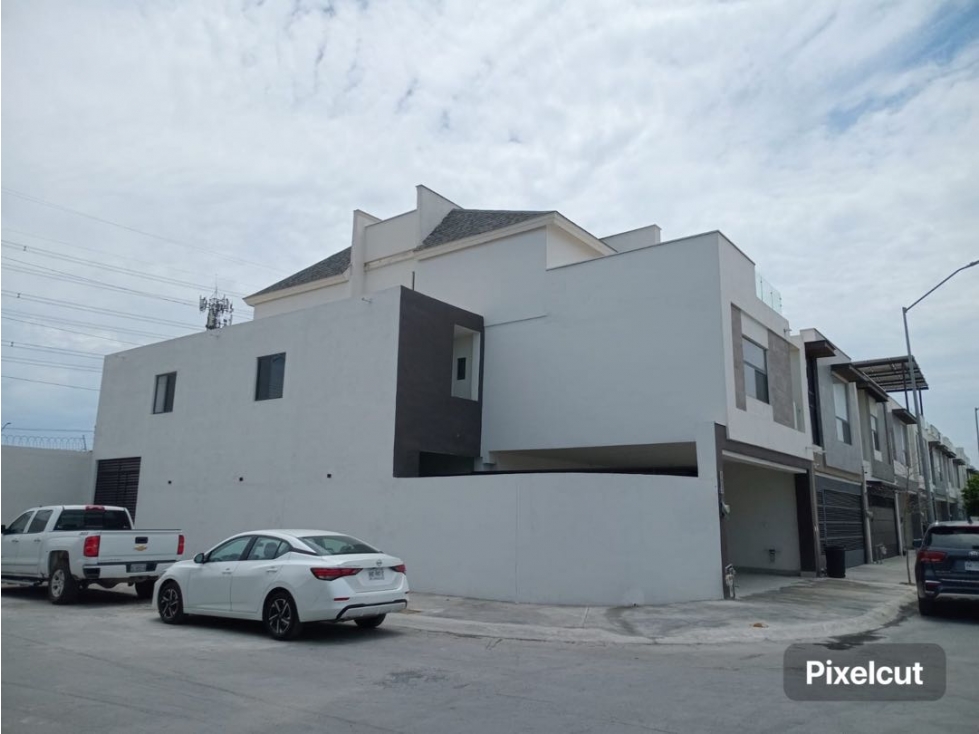 CASA EN VENTA EN ARBADO MONARCA APODACA ESQUINA Y EXCEDENTE 3 NIVELES — foto 3