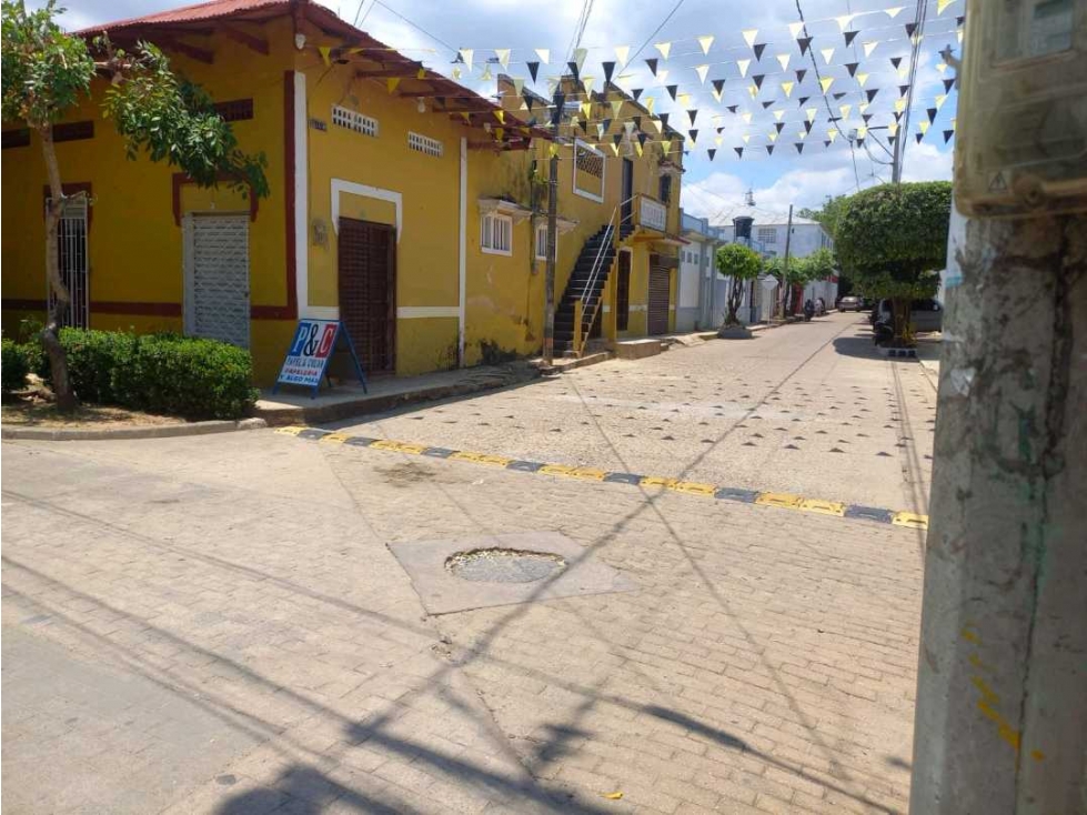 Casa en Venta, ubicada en Ayapel Córdoba - 1