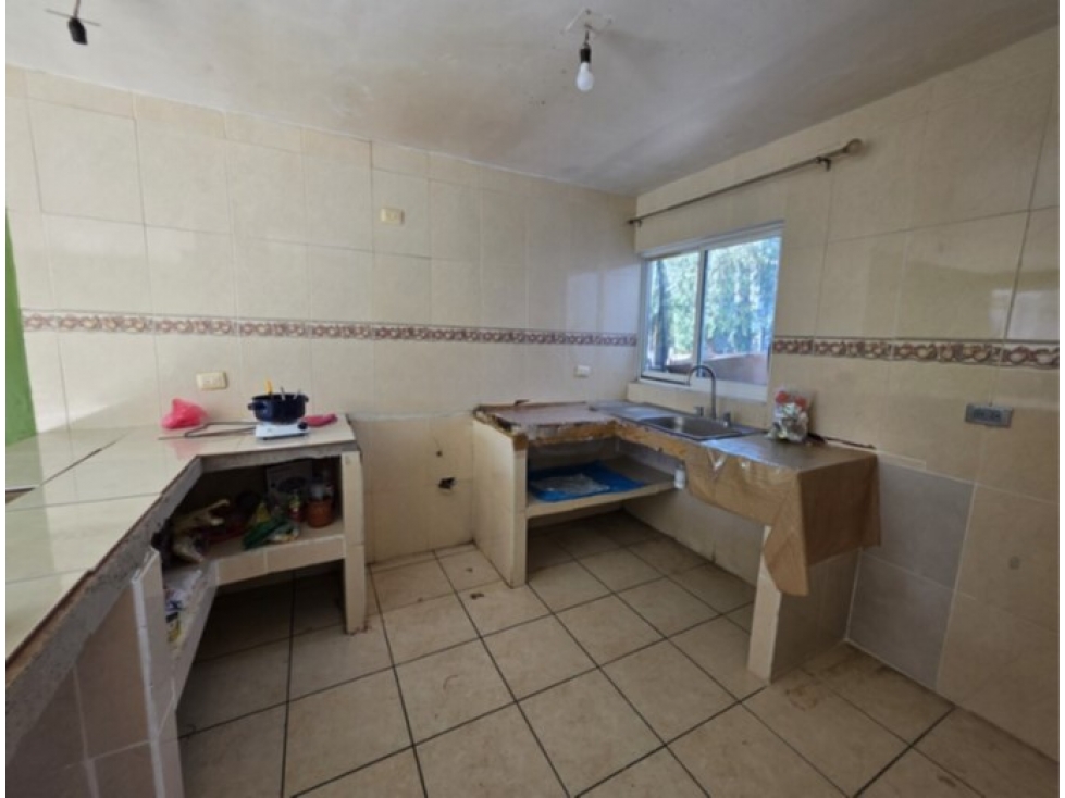 Casa en Venta en Banús Residencial, Tlajomulco - ¡Lista para habitar! — foto 2