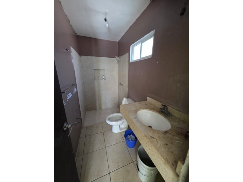 Casa en Venta en Banús Residencial, Tlajomulco - ¡Lista para habitar! — foto 3