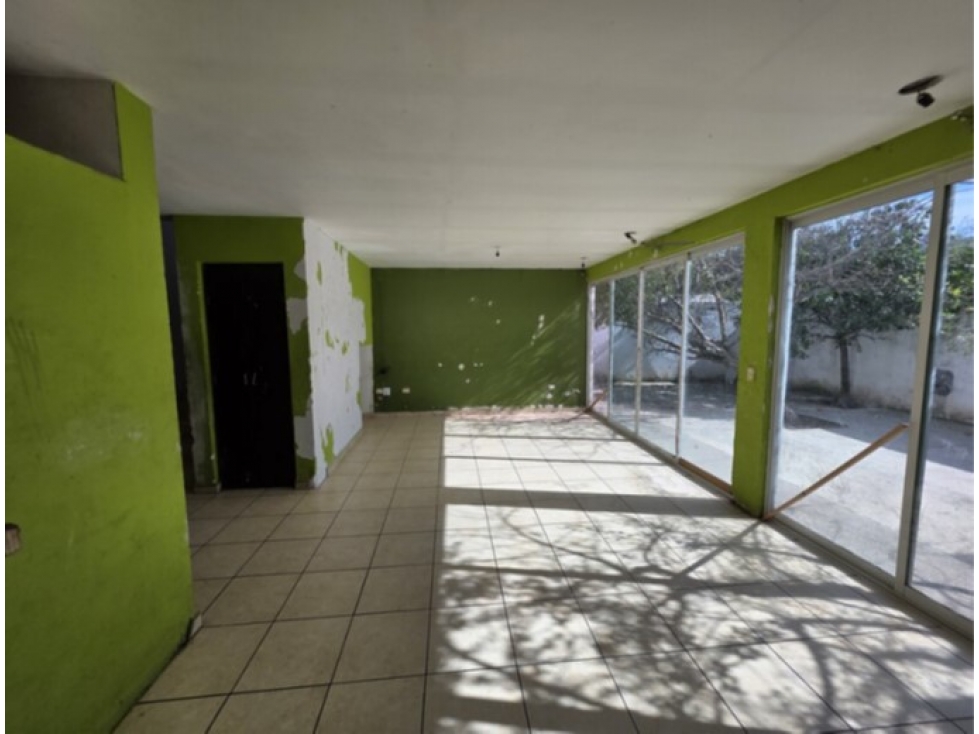 Casa en Venta en Banús Residencial, Tlajomulco - ¡Lista para habitar! — foto 4