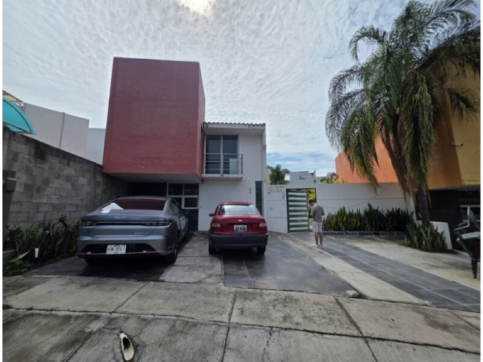 Casa en Venta en Banús, Tlajomulco | 321m² de Terreno