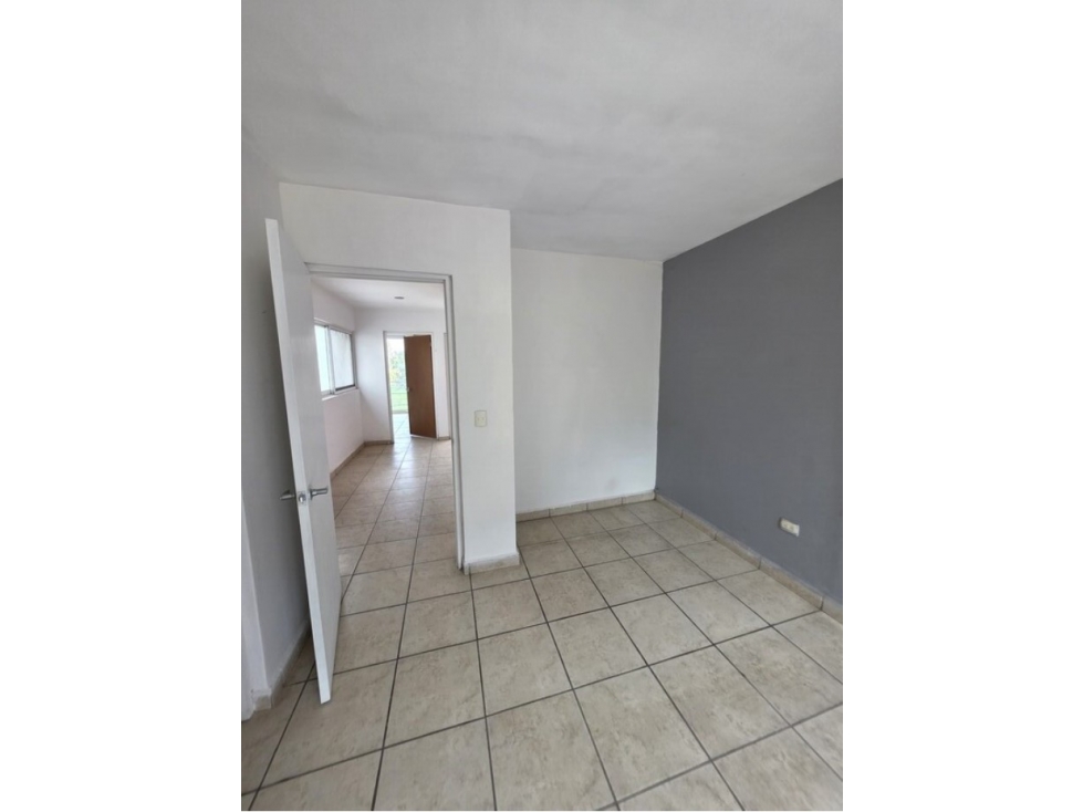 Casa en Venta en Banús, Tlajomulco | 321m² de Terreno - 4