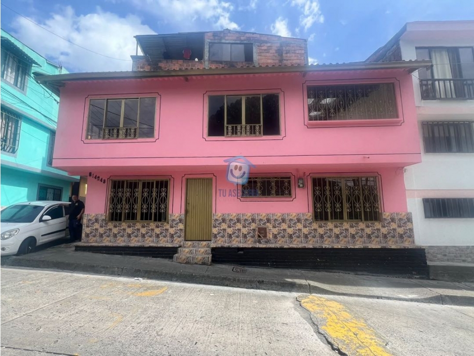 Casa en venta en Barrio Alfonso López-Pereira