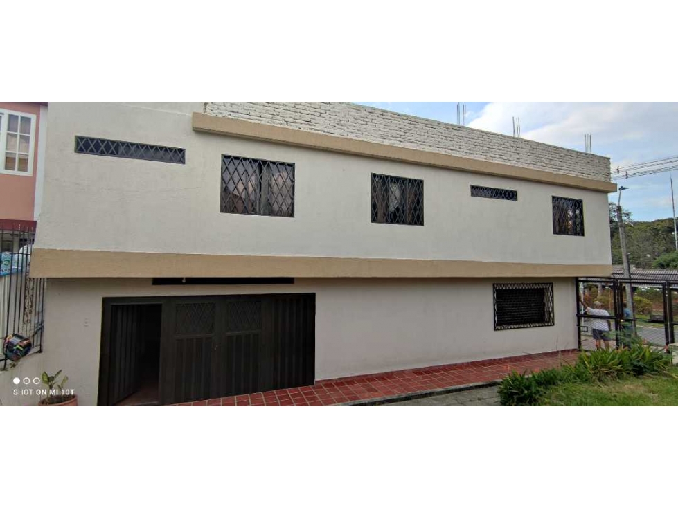 Casa en venta en barrio cañaverales Guadalupe (bella Suiza)