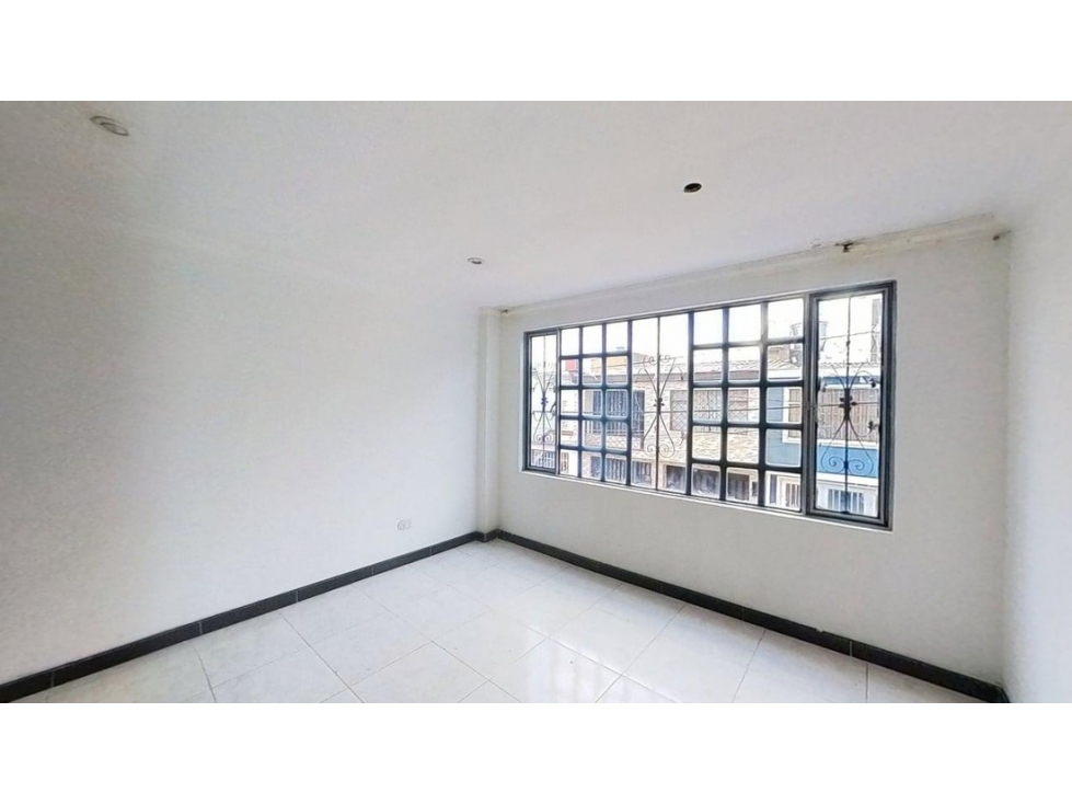 Casa en venta en Bogotá, Engativa, Casa de Barrio 3 alcobas