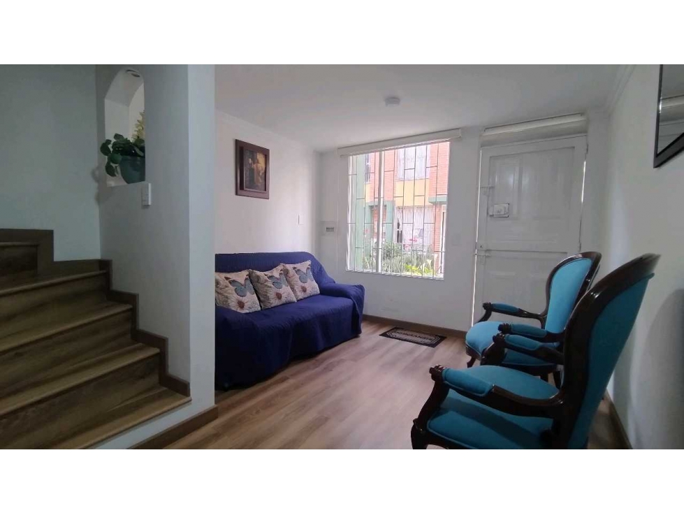 Casa en Venta en Bogotá. Plaza de las Américas. Conjunto Cerrado — foto 2