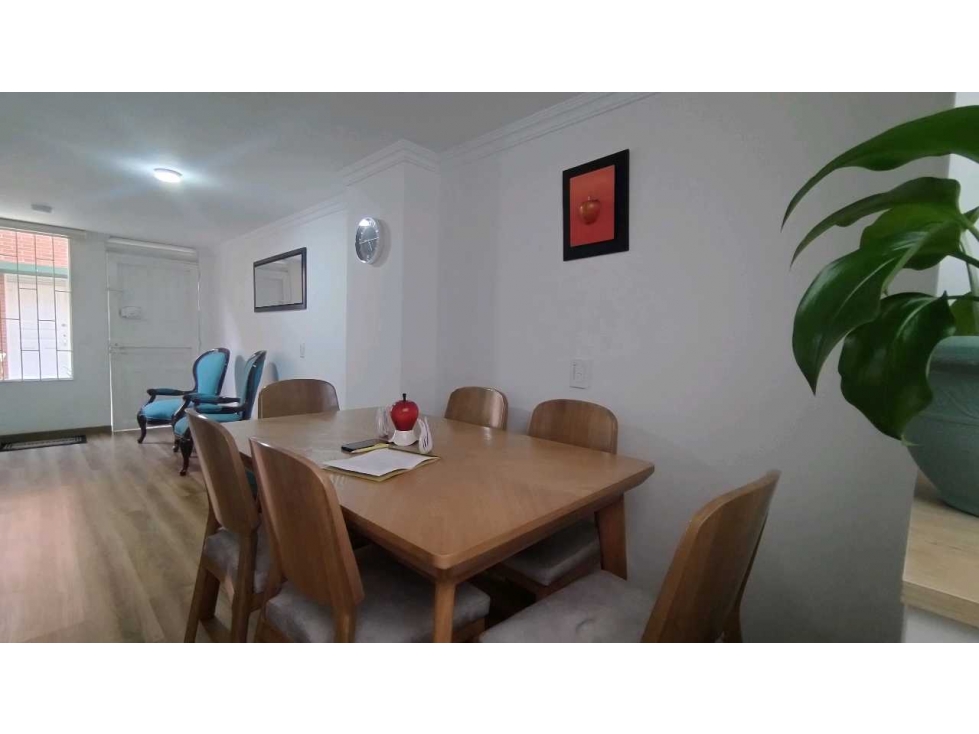 Casa en Venta en Bogotá. Plaza de las Américas. Conjunto Cerrado — foto 4