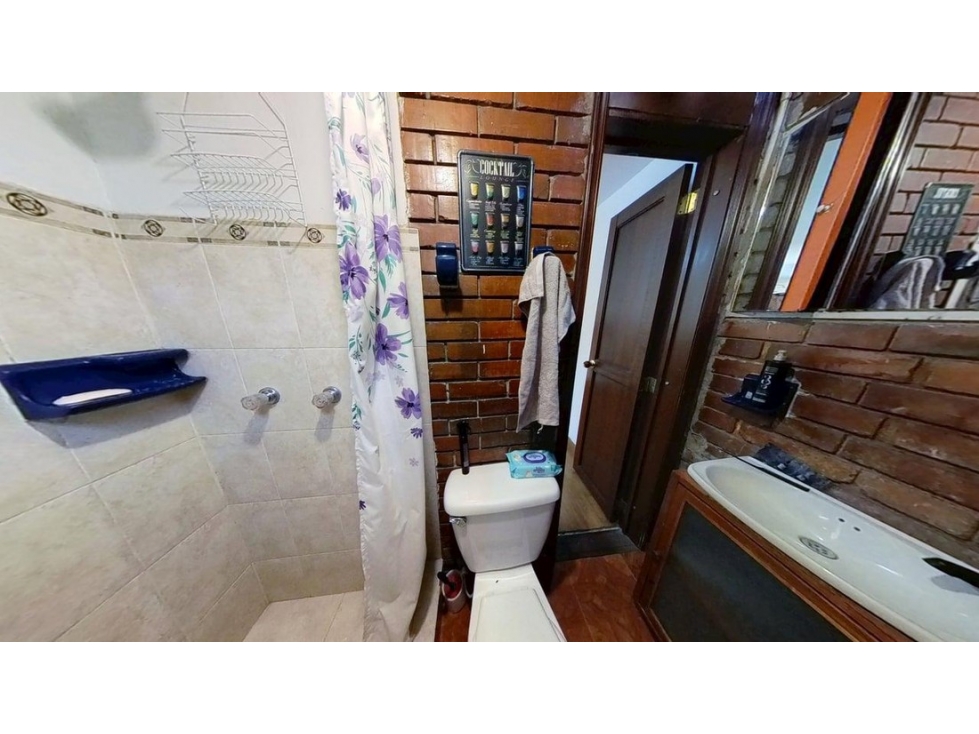 Casa en venta en Bogotá, Suba, Casa de Barrio 8 alcobas — foto 2