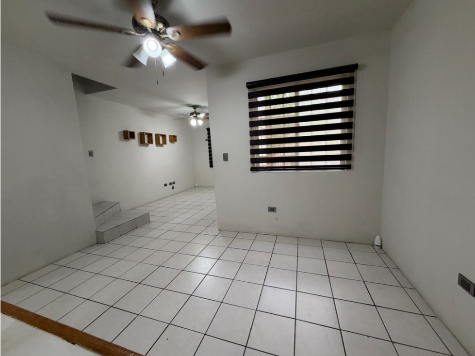 Casa en venta en Bosques Del poniente, Santa Catarina. - 2