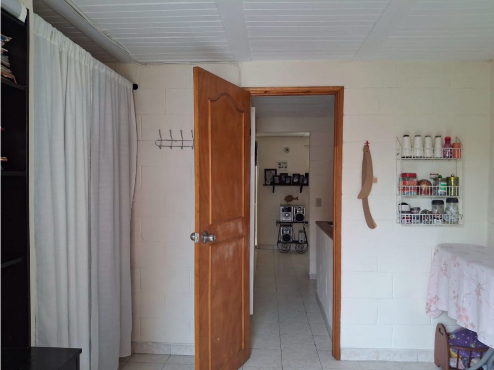 CASA EN VENTA BUENOS AIRES QUINTALINDA — foto 4