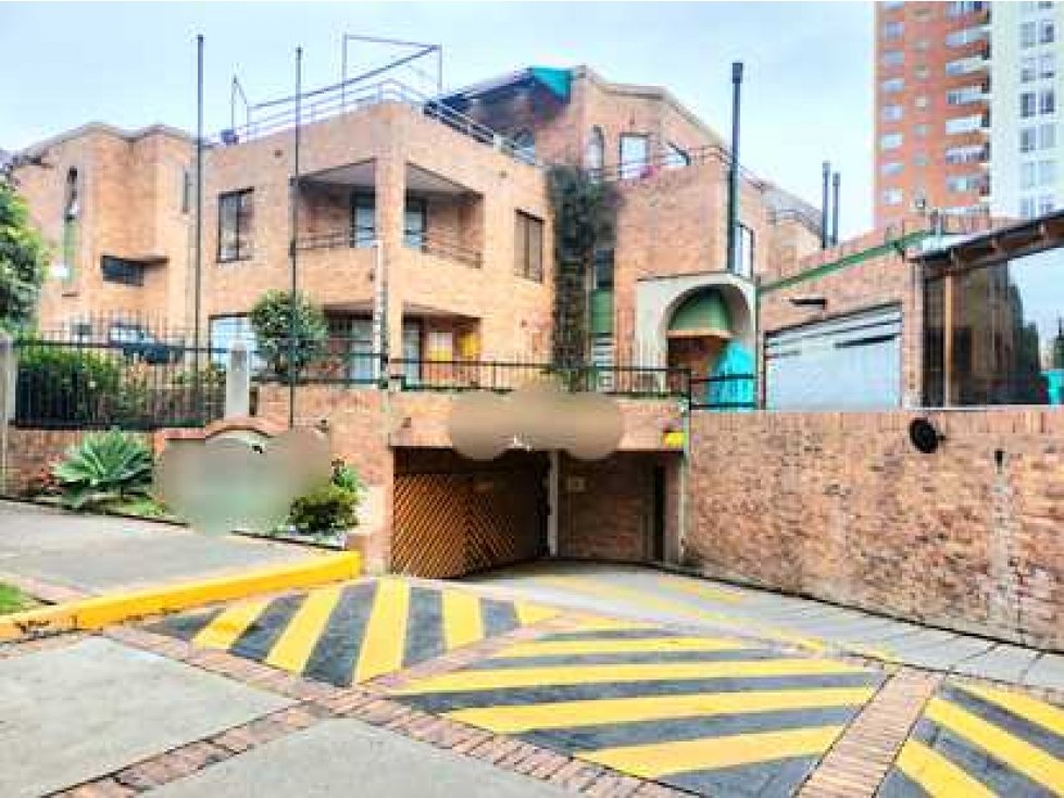 CASA EN VENTA EN CEDRITOS — foto 2