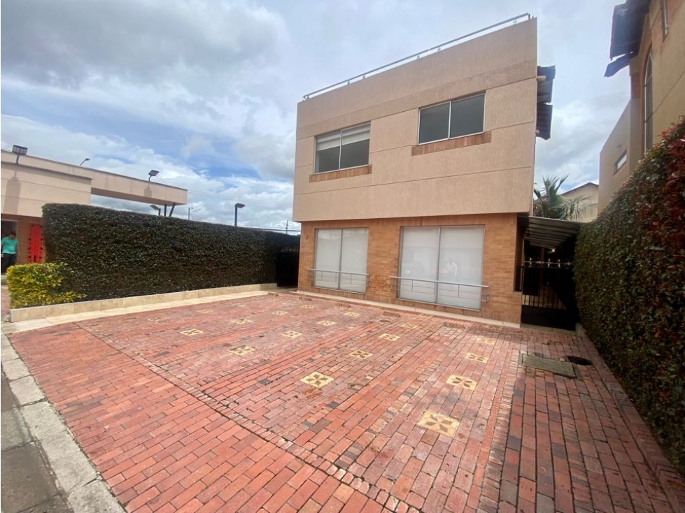 CASA EN VENTA EN CHIA - 1