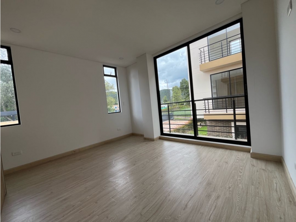 SE RENTA CASA EN CHIA VEREDA FAGUA — foto 4