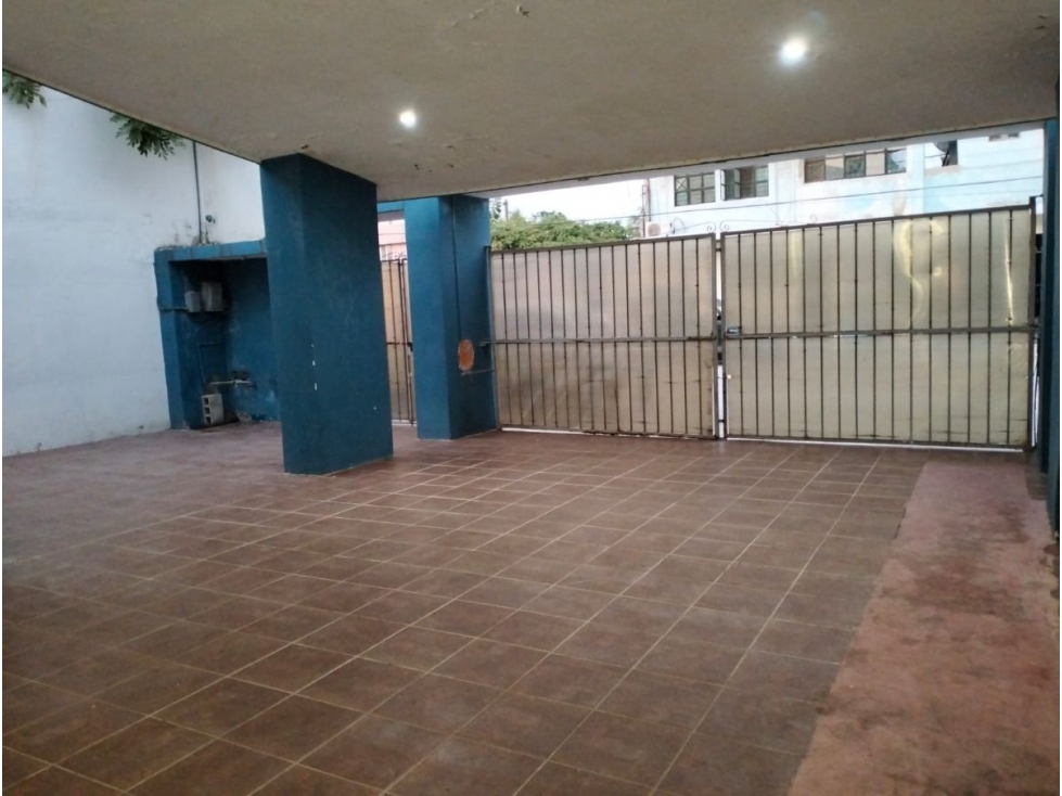 Casa en Venta en Ciudad Madero | 372m² y Posesión Inmediata — foto 2