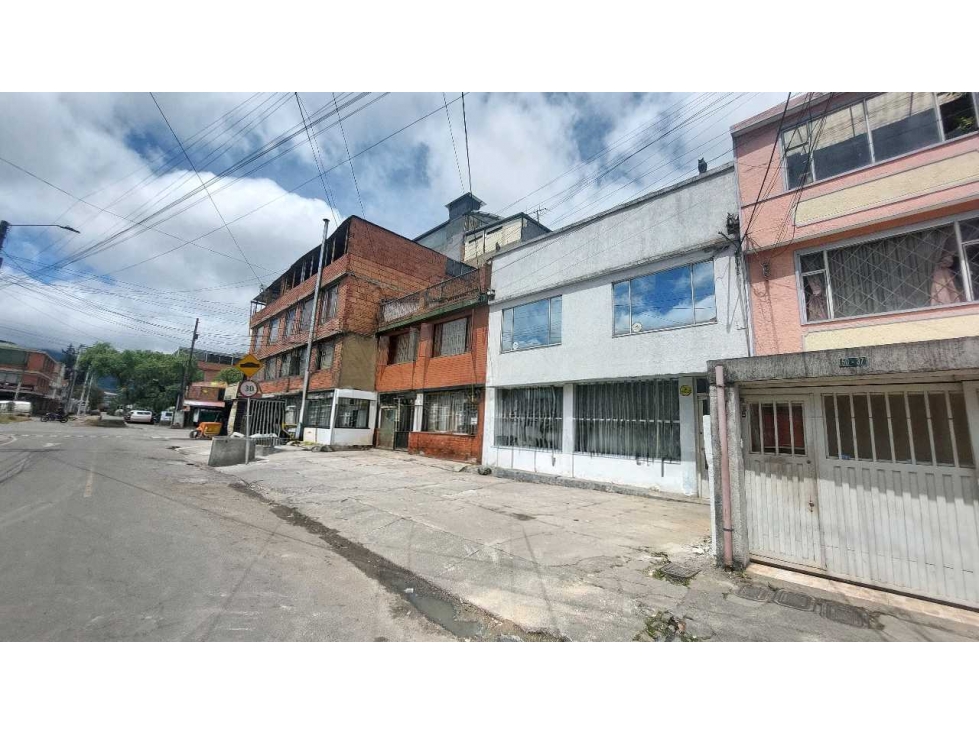 CASA EN VENTA EN CIUDAD MONTES TERCER SECTOR