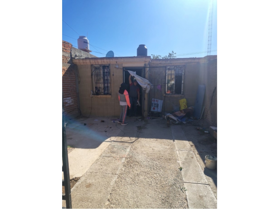 Casa en Venta en Claustros Loma Dorada, Aguascalientes - ¡Lista! — foto 2