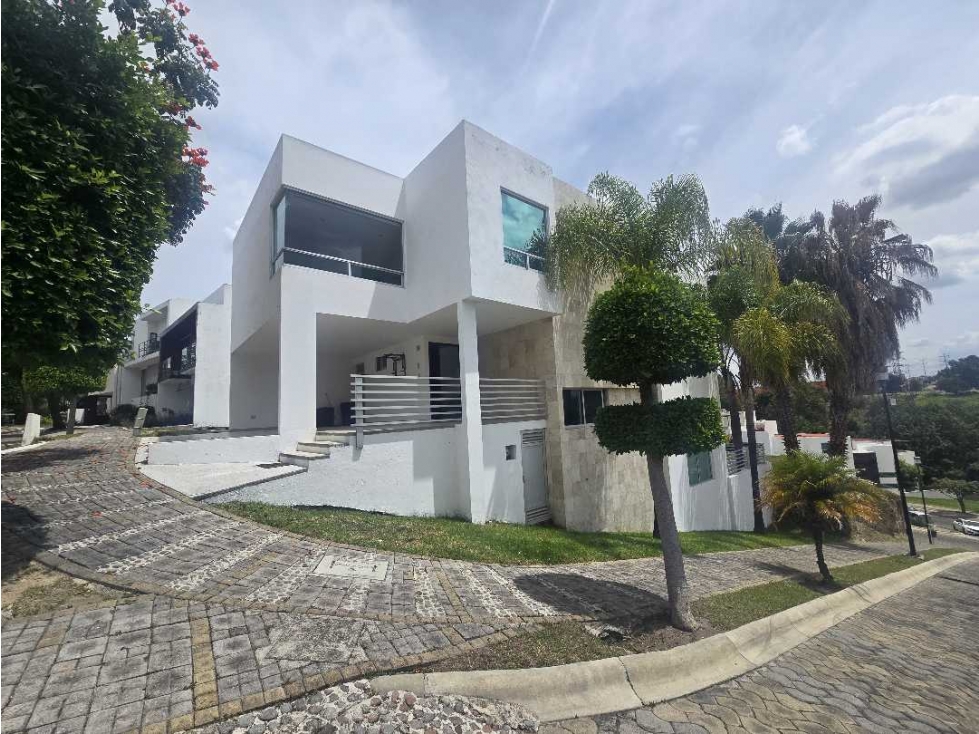 Casa en Venta en Cluster 10 10 10, Lomas de Angelopolis I
