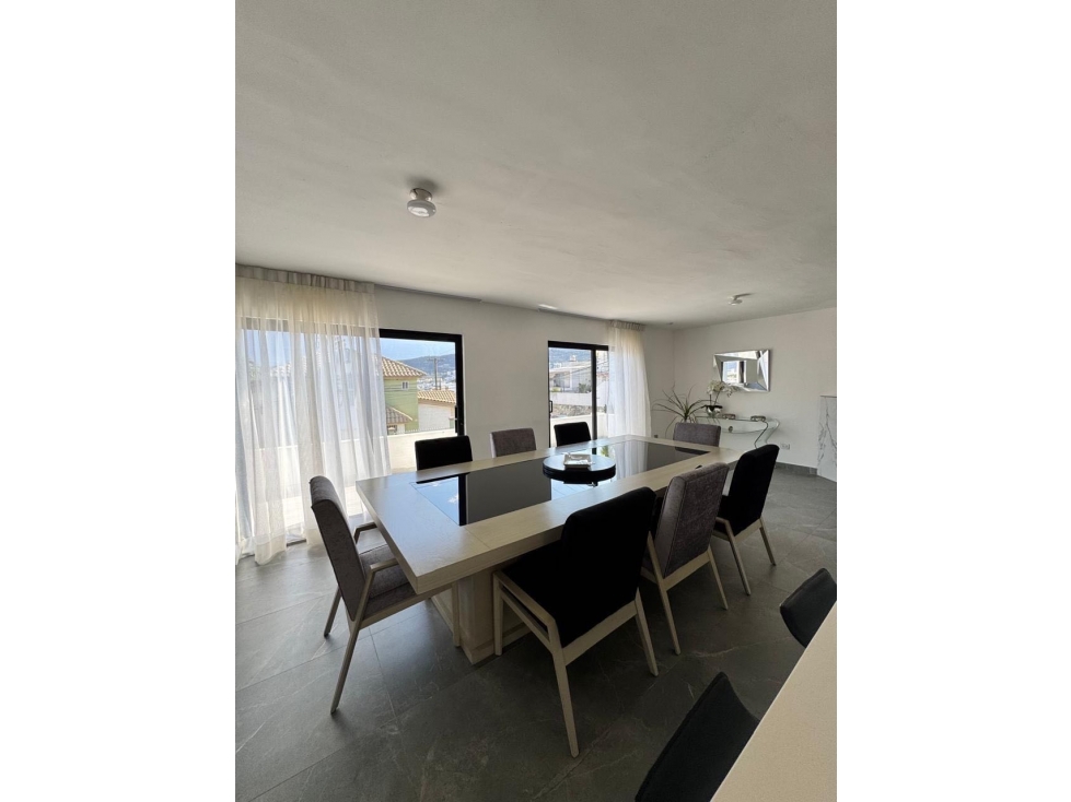Casa en venta en Colinas de San Jemo recién remodelada — foto 3