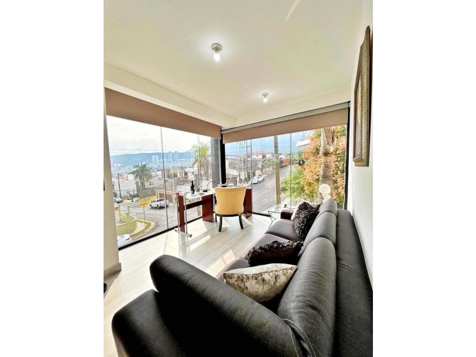 Casa en venta en Colinas de San Jemo recién remodelada — foto 5