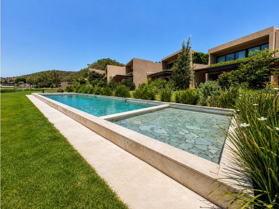 CASA EN VENTA EN CONDOMINIO CON VISTA AL LAGO Y JACUZZI | SAN GASPAR