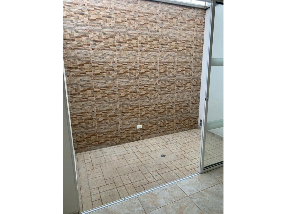 Casa en venta en conjunto cerrado - Barrio Las Mercedes Palmira Valle — foto 2