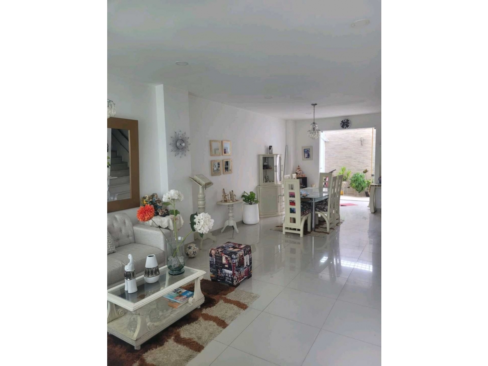 CASA EN VENTA EN CONJUNTO CERRADO EN LA CASTELLANA MONTERÍA