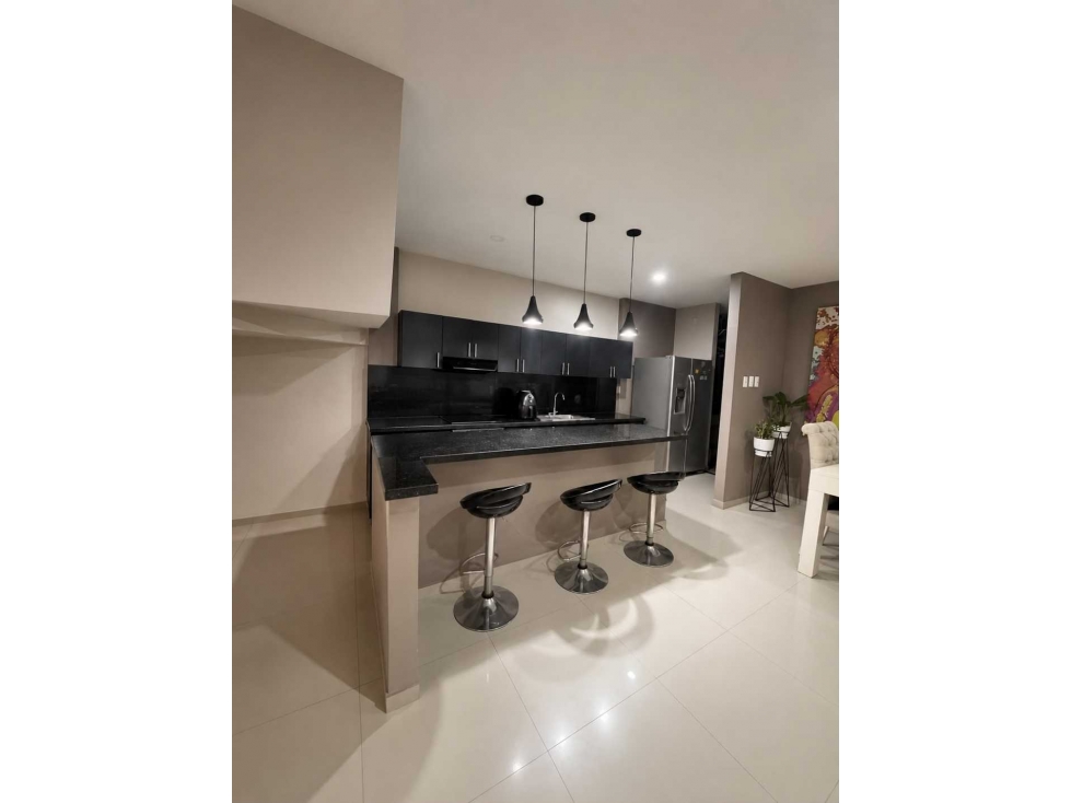 CASA EN VENTA EN CONJUNTO CERRADO EN LA CASTELLANA — foto 2