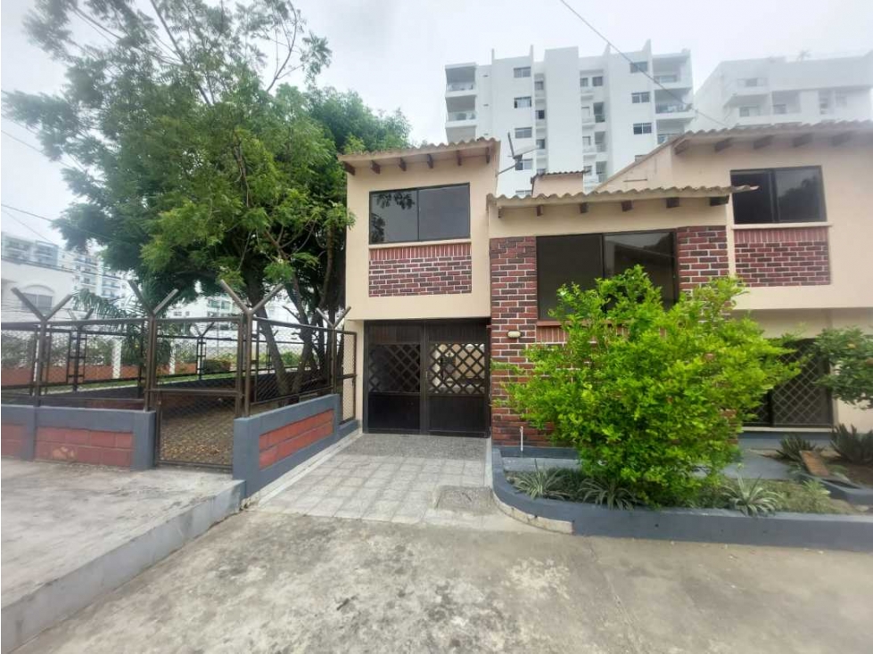 CASA EN VENTA EN CONJUNTO CERRADO EN EL BARRIO LA CASTELLANA MONTERIA — foto 5