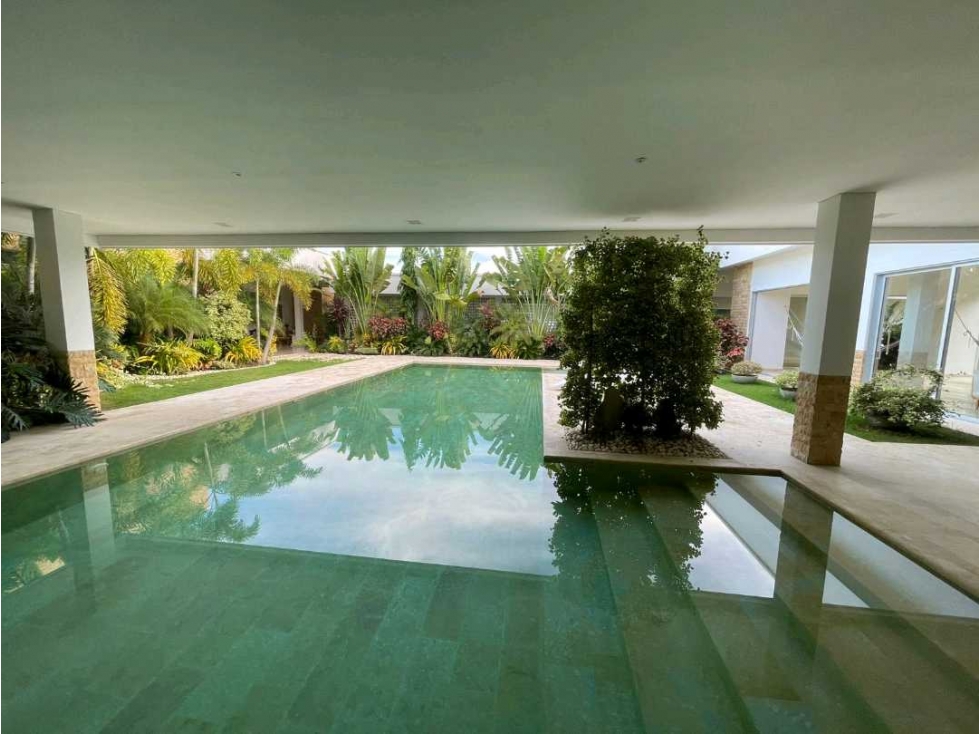 CASA AMPLIA EN VENTA EN CONJUNTO CERRADO AL NORTE DE MONTERÍA