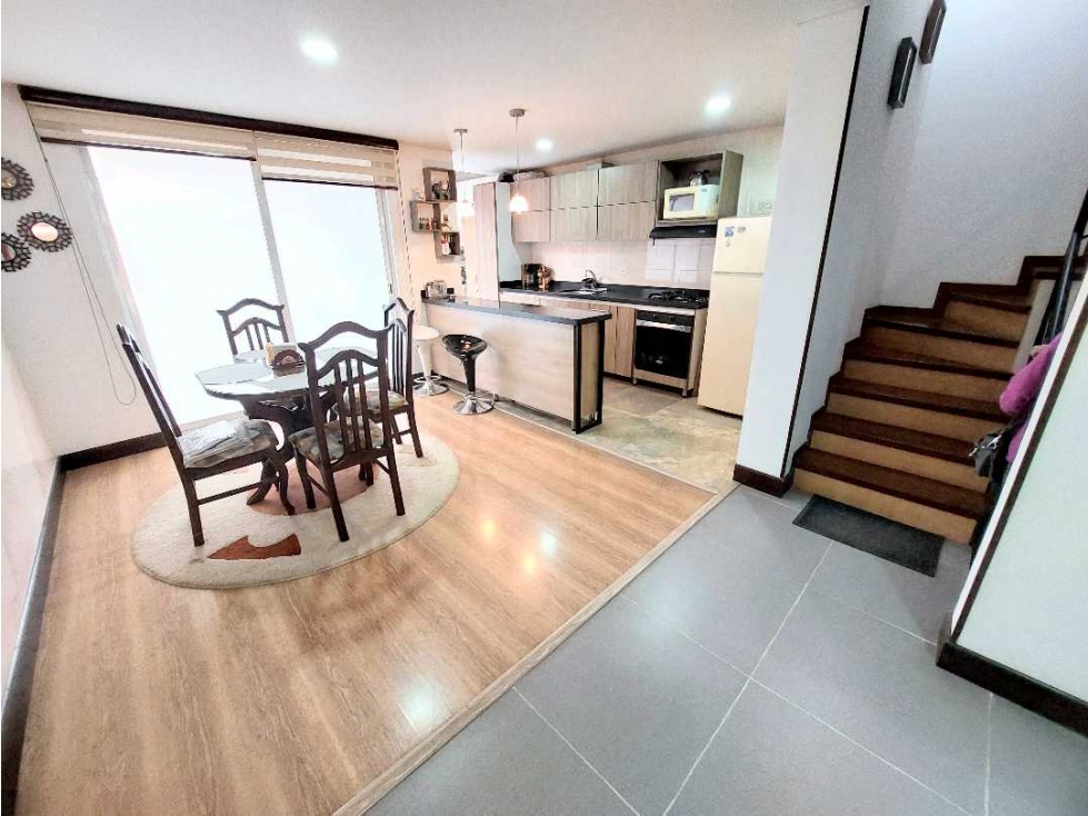 CASA EN VENTA EN COTA CON CLUB HOUSE — foto 6