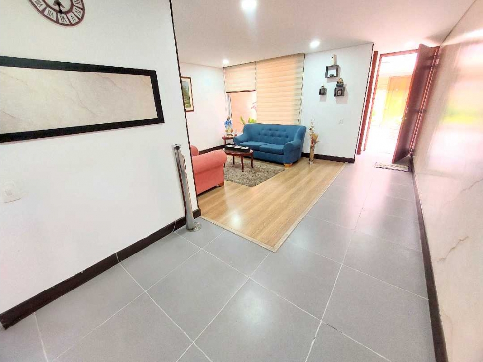 CASA EN VENTA EN COTA CON CLUB HOUSE — foto 4