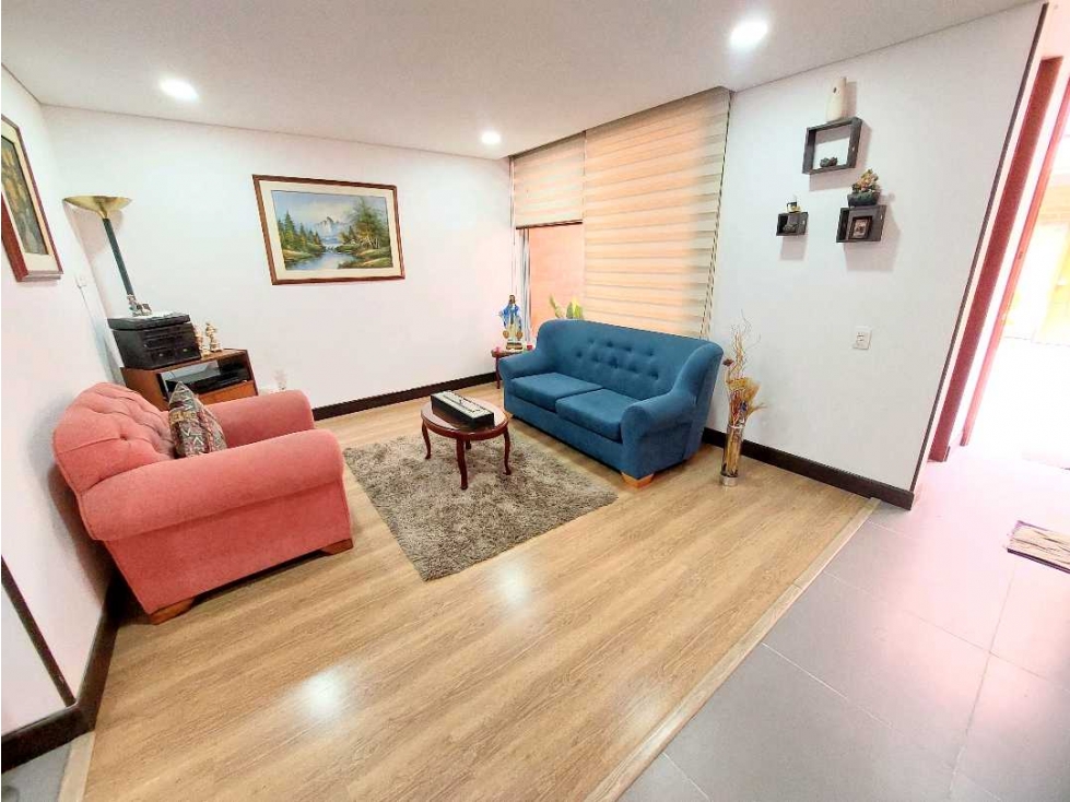 CASA EN VENTA EN COTA CON CLUB HOUSE — foto 5