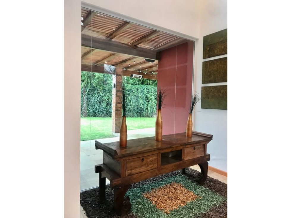 Casa venta Cumbayá urb privada sector La Viña — foto 3