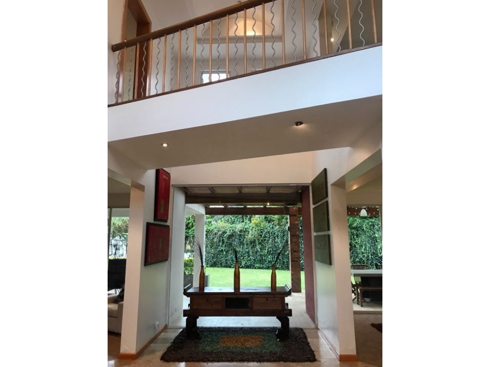 Casa venta Cumbayá urb privada sector La Viña — foto 4