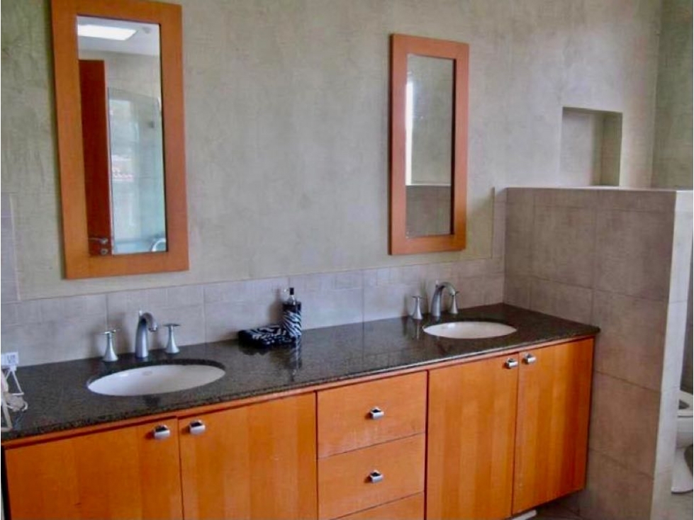 Casa venta Cumbayá urb privada sector La Viña — foto 5