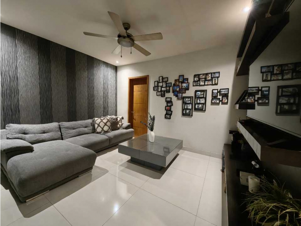 Casa en Venta en Cumbres 5o Sector Ideal Negocio en Monterrey — foto 4