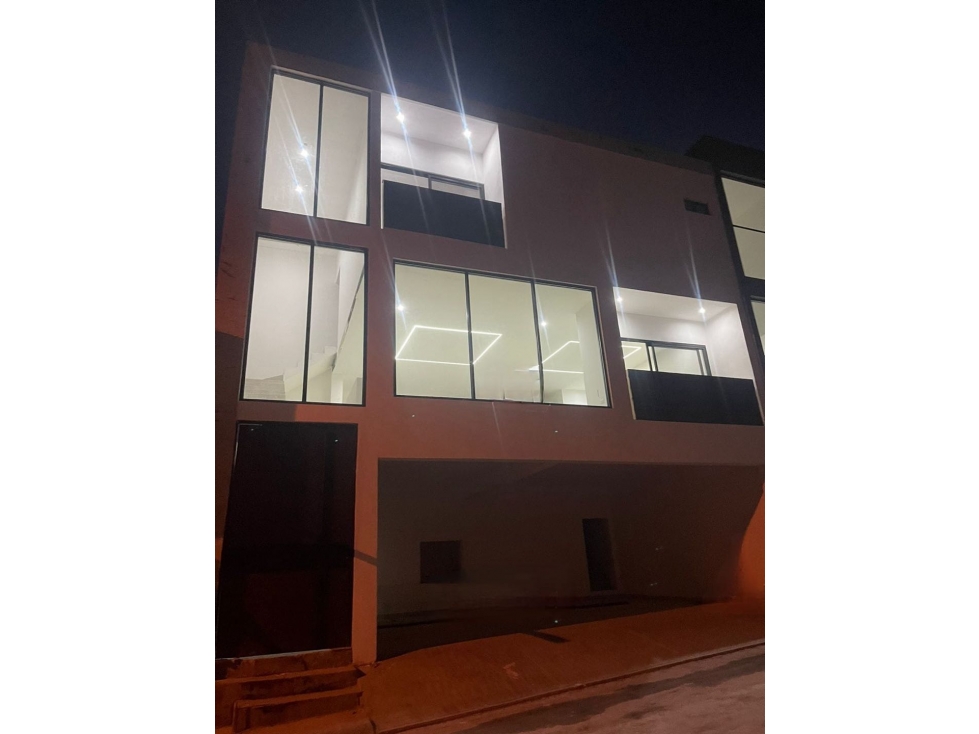 Casa en Venta en Cumbres de Santiago — foto 2