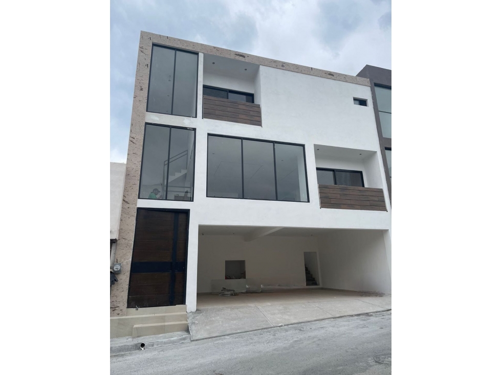 Casa en Venta en Cumbres de Santiago — foto 3