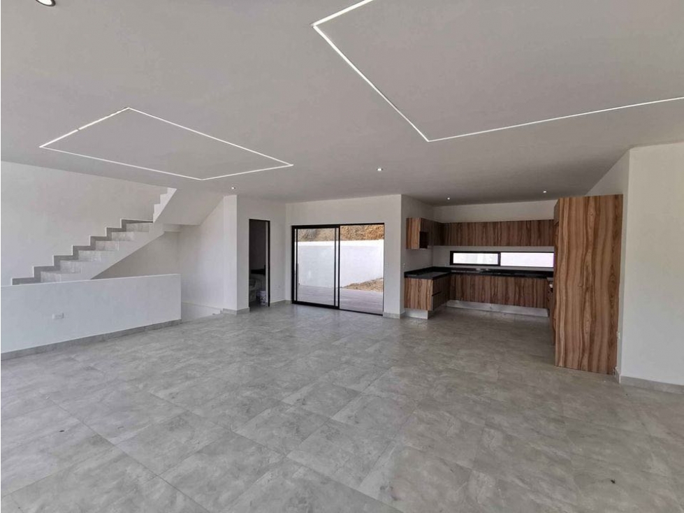 Casa en Venta en Cumbres de Santiago — foto 4