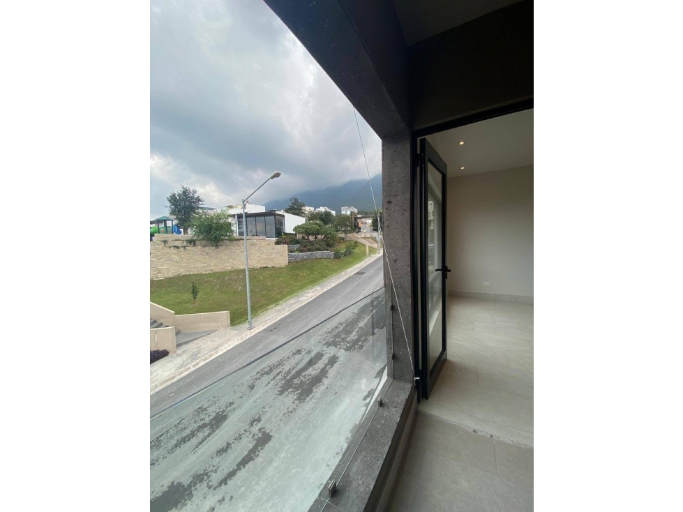 Casa en Venta en Cumbres Elite Premier frente parque sotano y terraza — foto 5