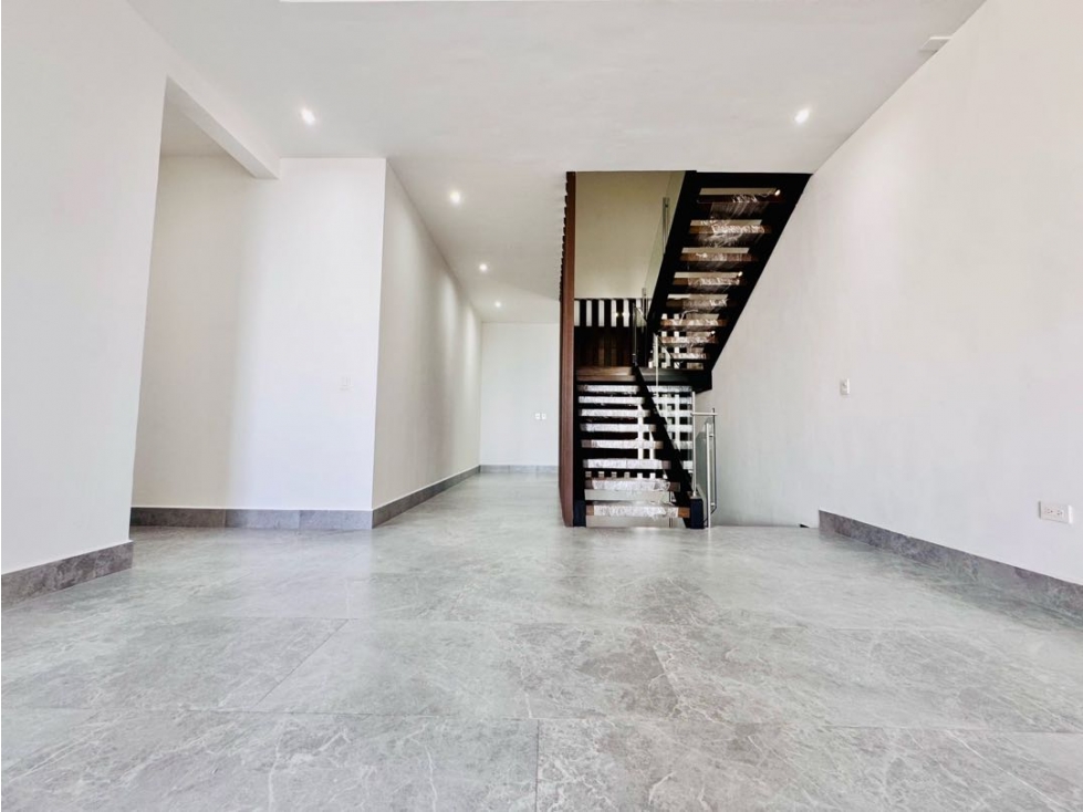 Casa en venta en Cumbres Elite Premier sótano equipada en Monterrey — foto 5