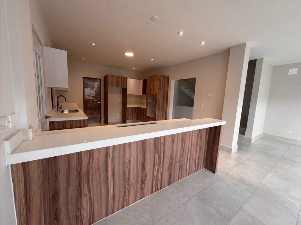 Casa en Venta en Cumbres Elite Premier frente parque sotano y terraza — foto 6