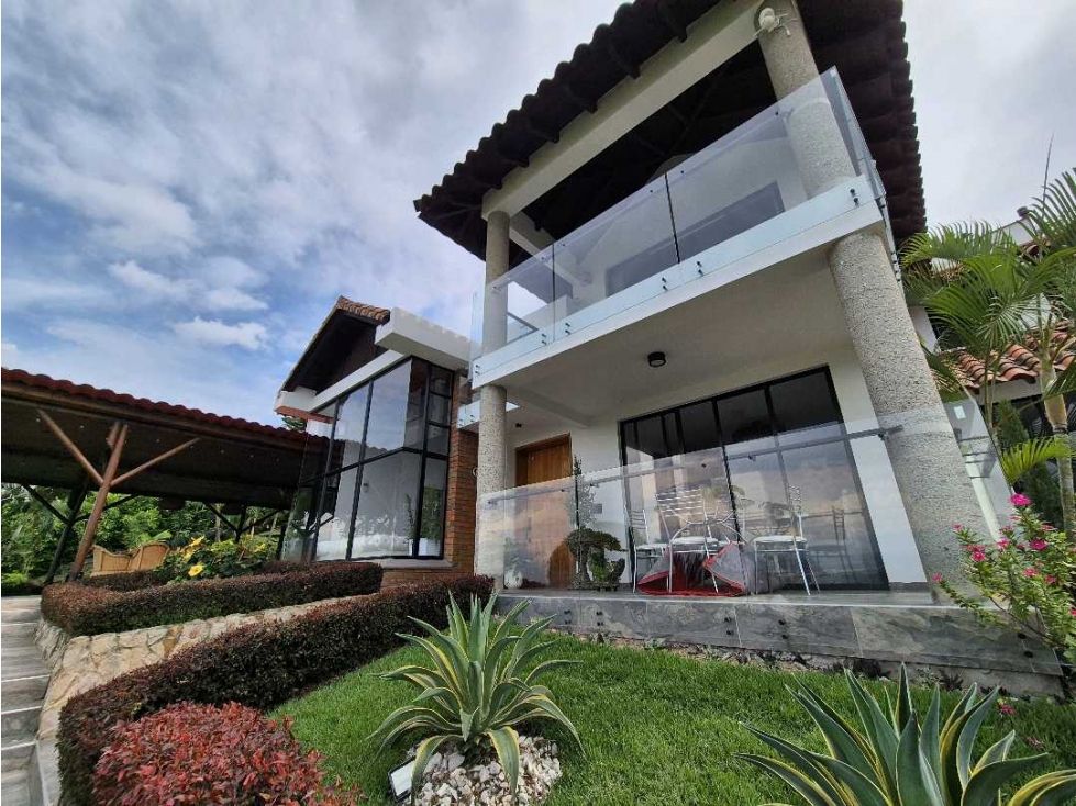 CASA CAMPESTRE EN VENTA DAPA - 2
