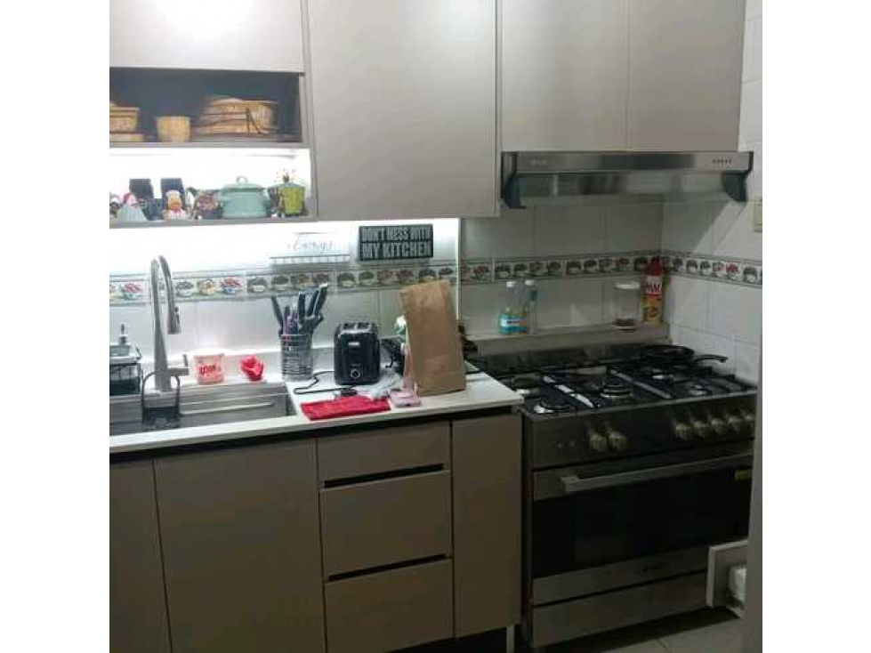 Casa en venta en Dorado Lake Remodelada — foto 3