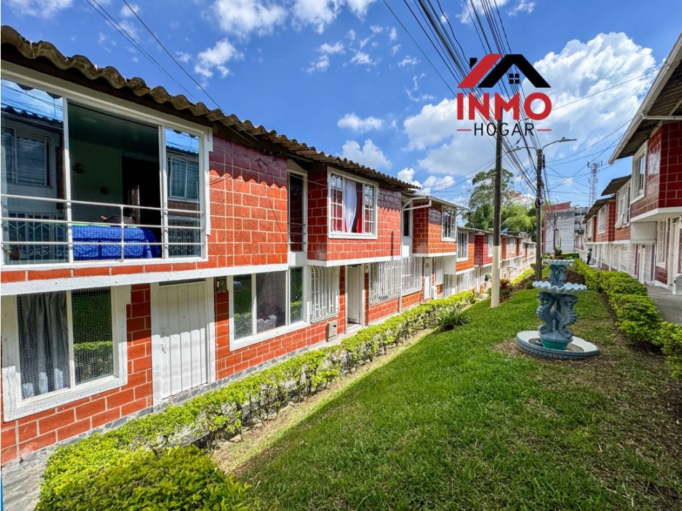 Casa en venta en Dosquebradas 3 habitaciones conjunto cerrado — foto 2