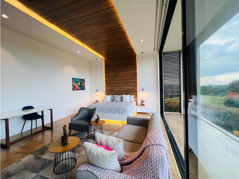 Casa en venta en el Alto De Las Palmas en parcelación cerrada — foto 2