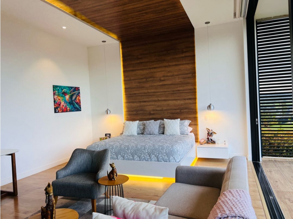 Casa en venta en el Alto De Las Palmas en parcelación cerrada — foto 3