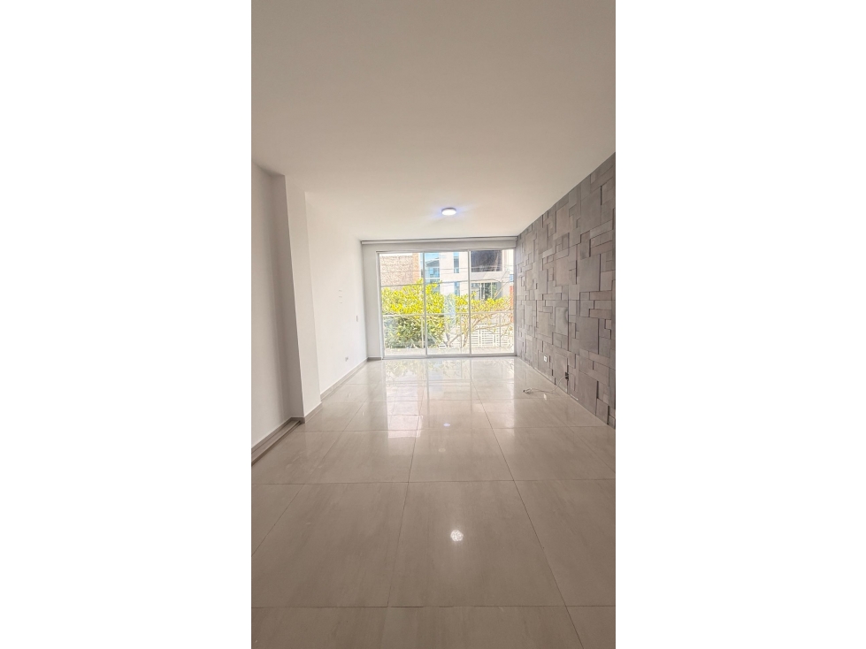 CASA EN VENTA EN EL BARRIO ANTURIOS SECTOR DE ALFAGUARA JAMUNDI — foto 3